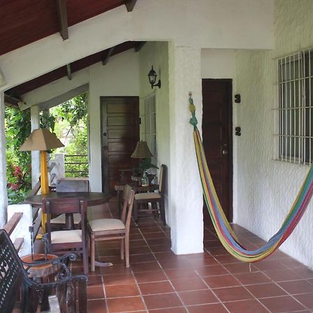 Los Aramos El Valle de Anton Esterno foto